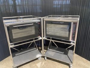 Heteluchtoven 4x 1/1 GN 3400W 230V